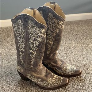 Corral vintage Cow girl boots